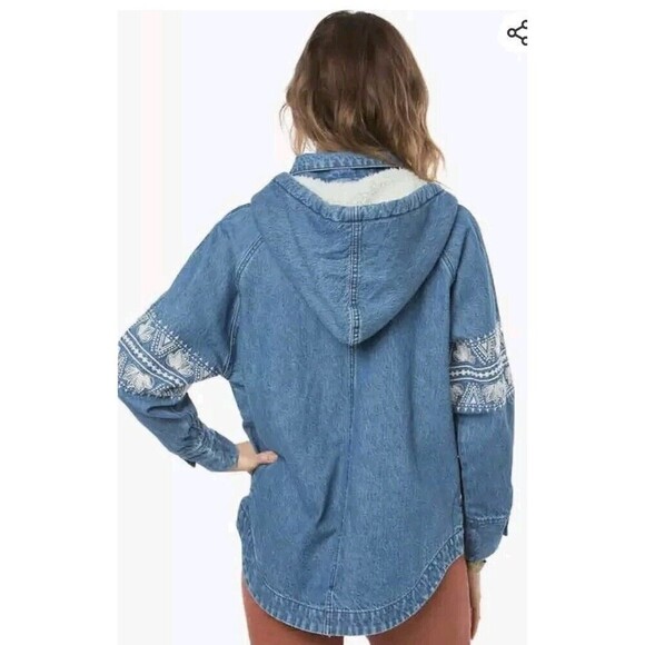 O'Neill Jackets & Blazers - O'Neill Women's Boho Pullover Jacket Small Fleece Hood Lined Denim Embroidered